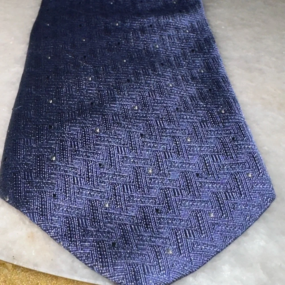 Oscar de la Renta Couture Navy Blue Silk Textured Tie